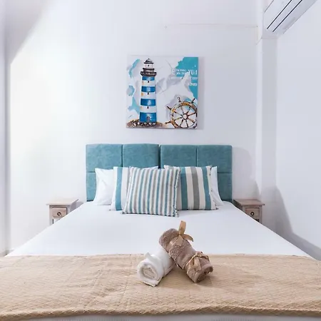 Ionian Boutique * Benitses (Corfu)